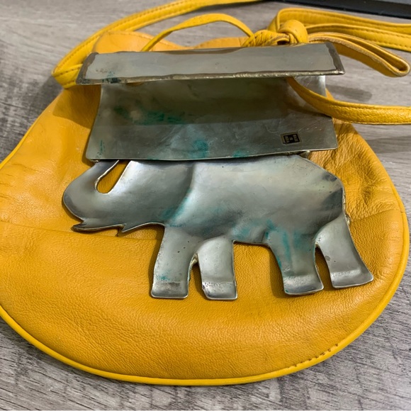 HANDMADE Metal Top YELLOW Leather ELEPHANT Framed BOHEMIAN Artisan MINI PURSE - Picture 4 of 4